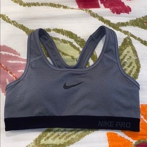 NIKE PRO CLASSIC PADDED MEDIUM SUPPORT small BRA